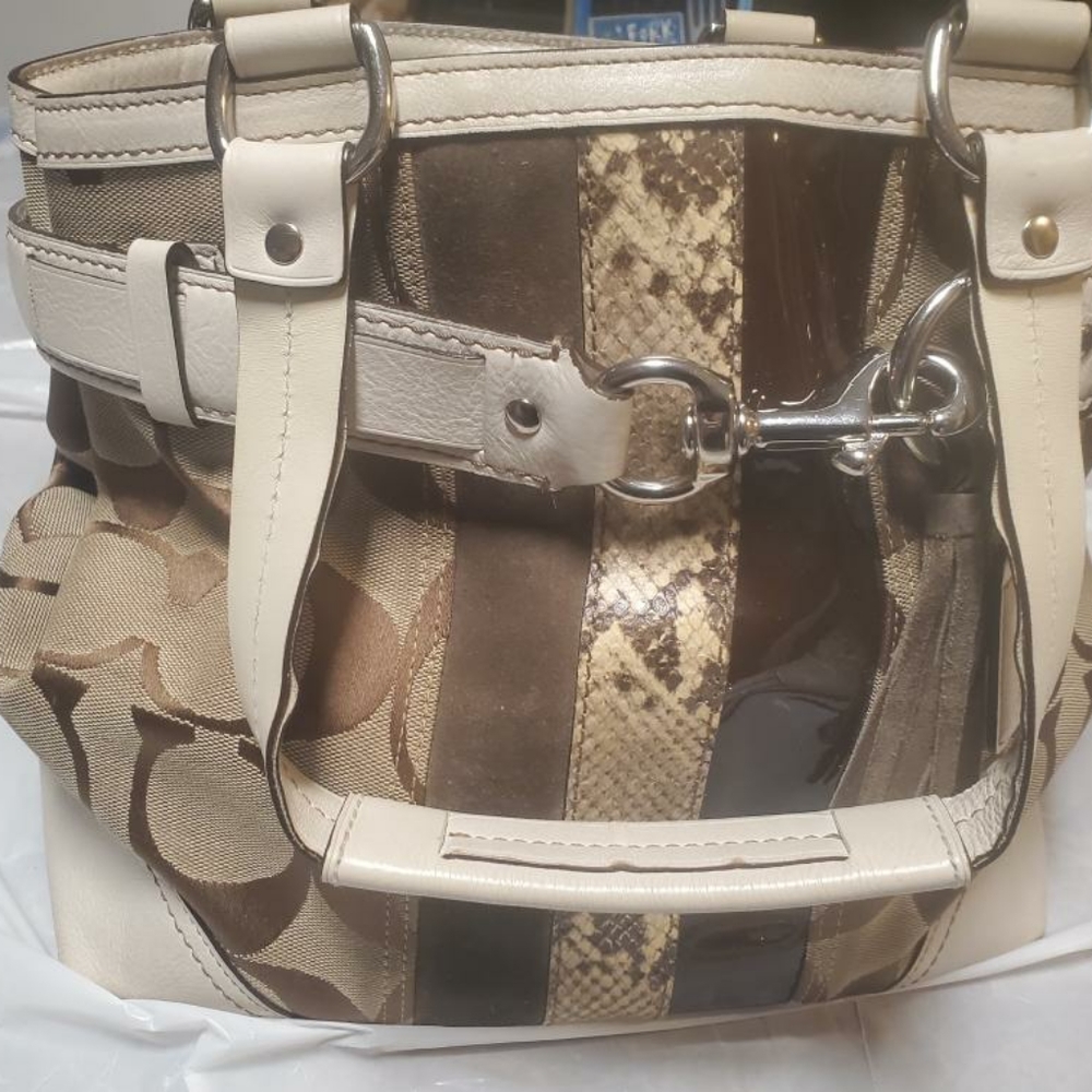 Coach Hampton Python Purse - Picture 16 of 16